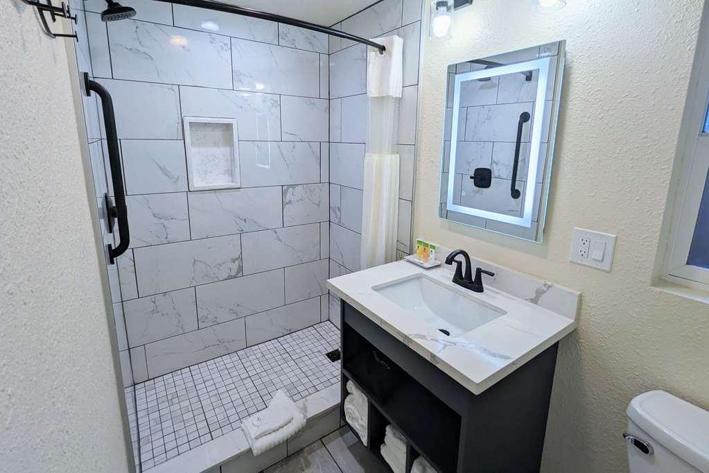 Clarion Collection Wilkie'S Inn Pacific Grove - Monterey Zimmer foto
